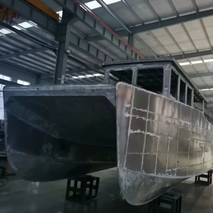 10m Catamaran Yacht